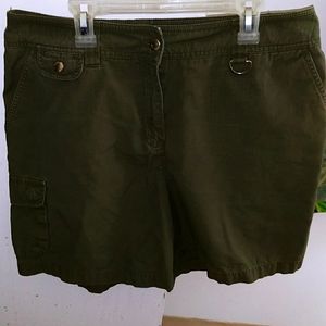 Jones New York Olive Green Cargo Shorts